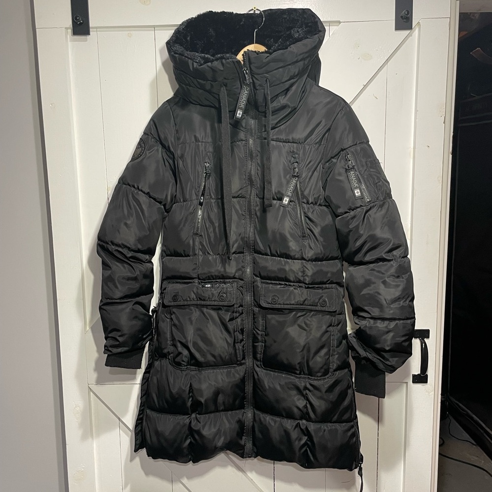 Women's Black Puffer Jacket by Canada Weather Gear